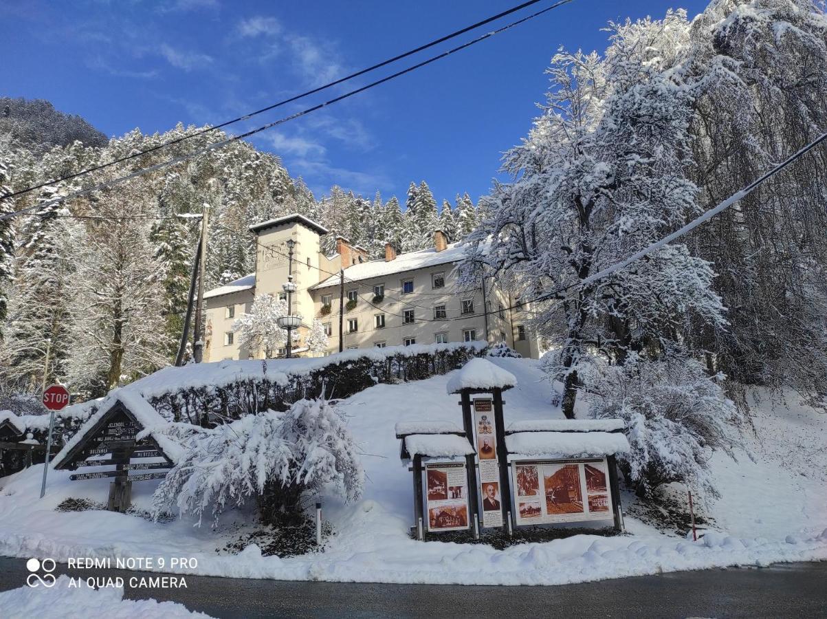 Apartma Jelendol Tržič المظهر الخارجي الصورة